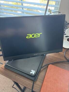 Acer Portable Monitor Black USB-C HDMI with Cables, Sleeve & Manual – Tested